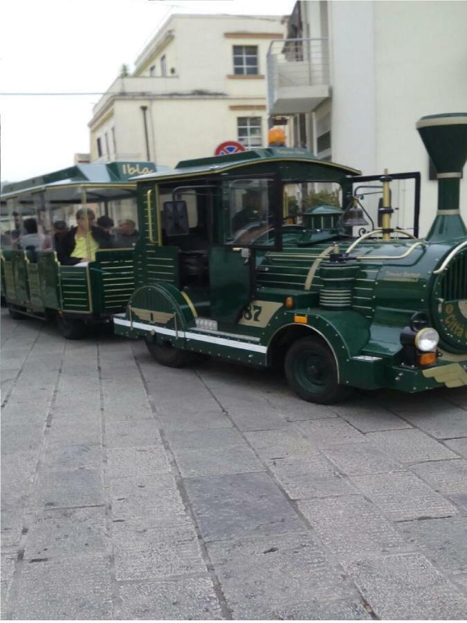 Vila Hybla "Iusu" Ragusa Exteriér fotografie